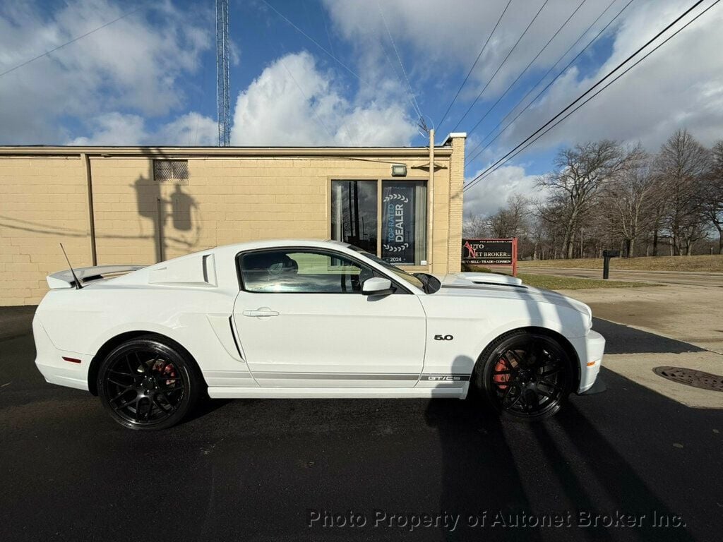 2014 Ford Mustang GT photo 33