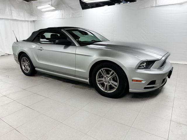 2014 Ford Mustang CONVERTIBLE - 22962108 - 9