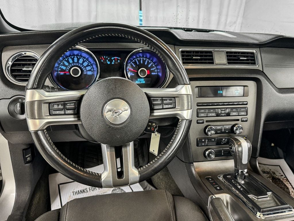 2014 Ford Mustang CONVERTIBLE - 22962108 - 14