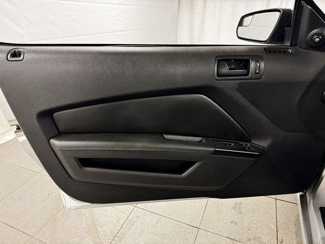 2014 Ford Mustang CONVERTIBLE - 22962108 - 15