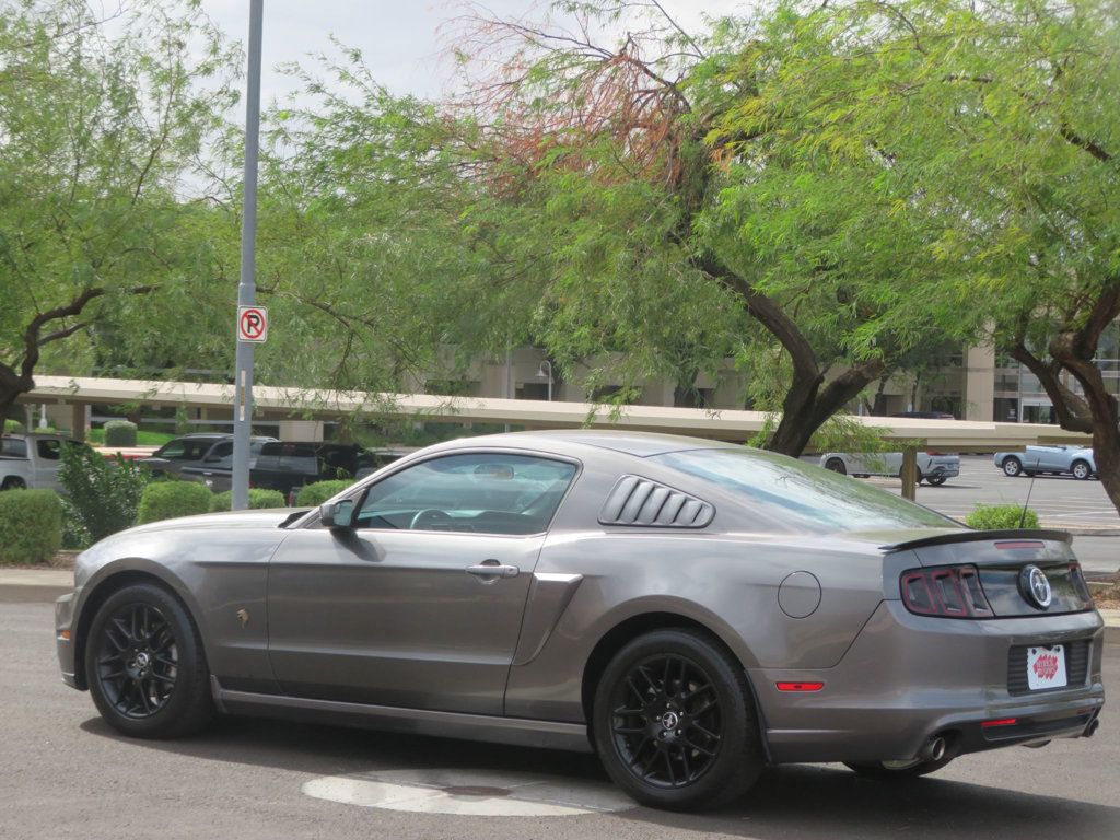 2014 Ford Mustang EXTRA CLEAN V6 COUPE MUSTANG LOW MILES  - 22637538 - 4