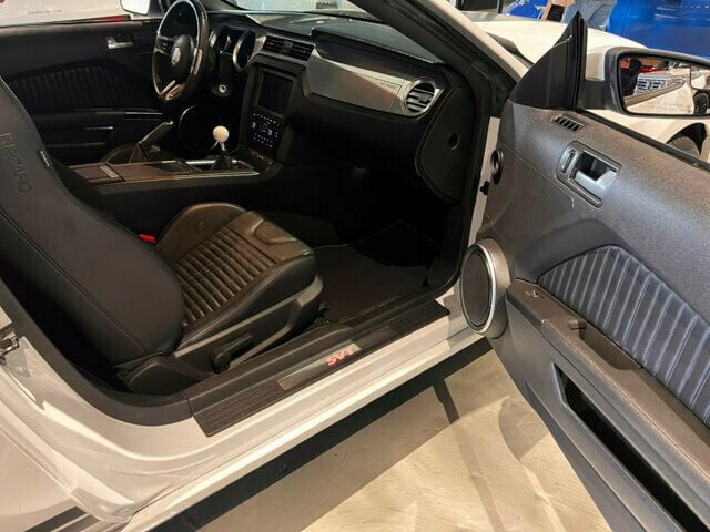 2014 Ford Mustang GT-500/6-SpeedManual/ElectronicsPkg/w/NAV/RecaroSeats - 22989300 - 11