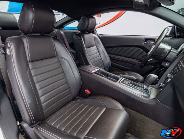 2014 Ford Mustang PREMIUM, CLEAN CARFAX, 18" ALUM WHEELS, SPOILER, PONY PKG - 22909964 - 19