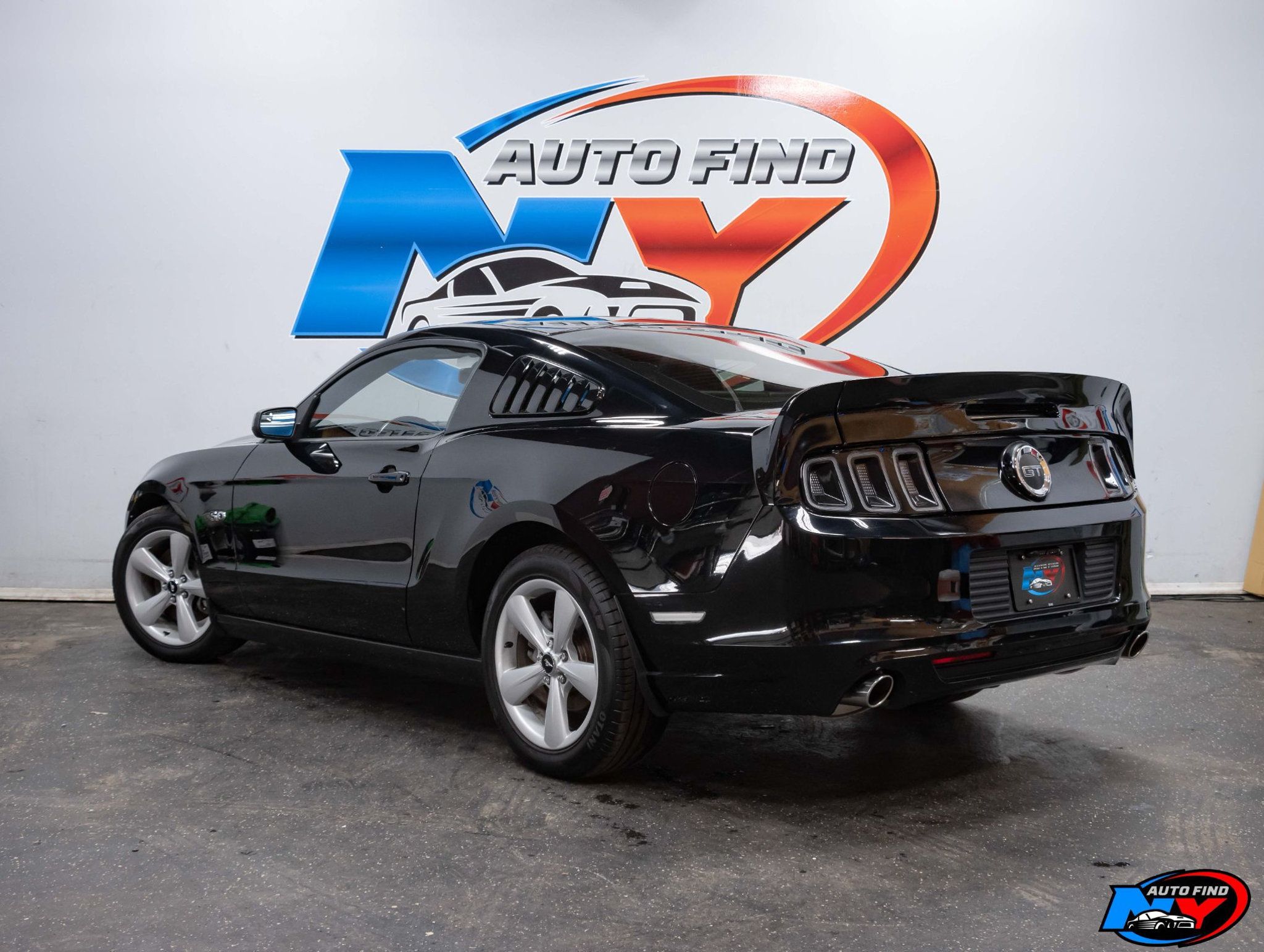 2014 Ford Mustang Premium GT photo 3