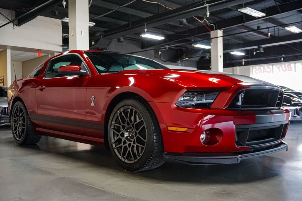 2014 Ford Mustang Shelby GT500 photo 2