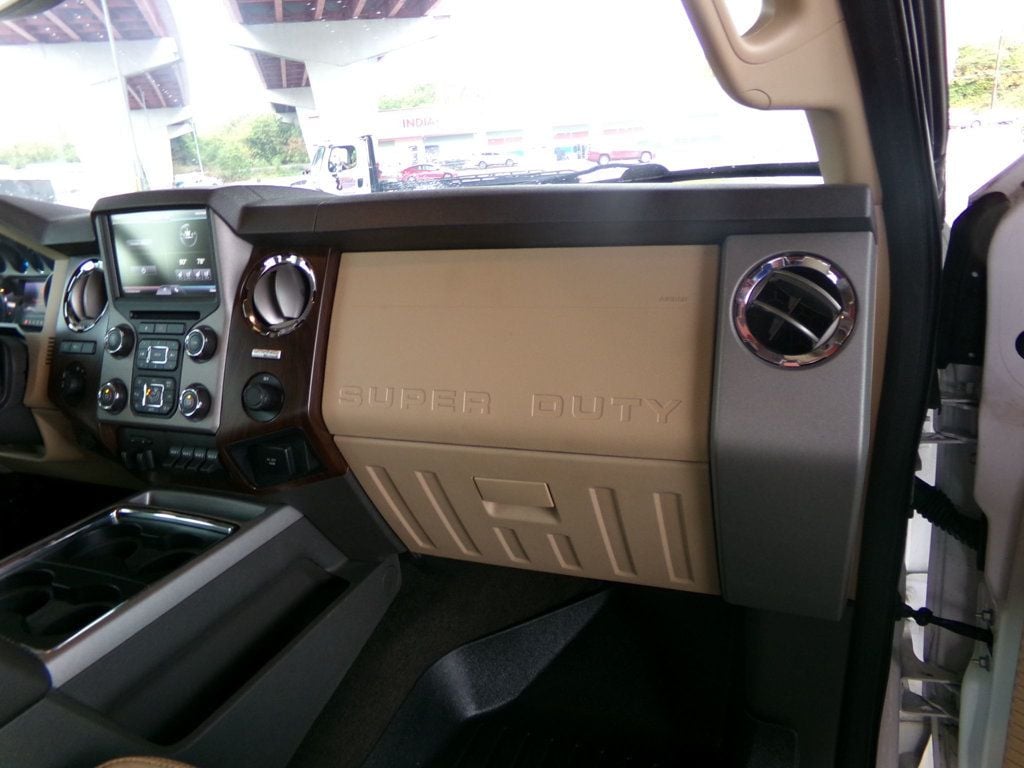 2014 Ford F-250 Lariat photo 15