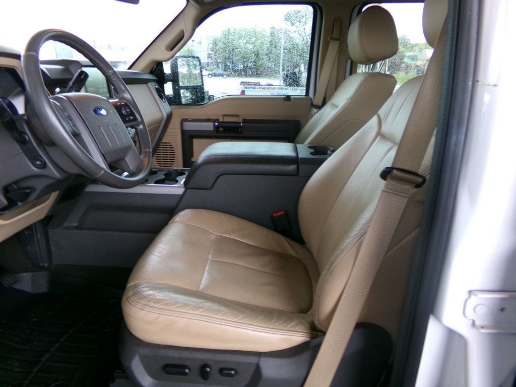 2014 Ford F-250 Lariat photo 9