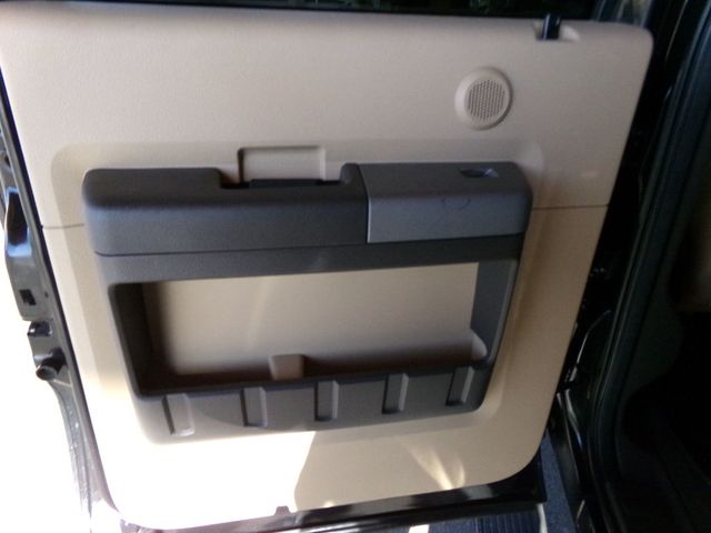 2014 Ford Super Duty F-250 SRW 4WD Crew Cab 156" Lariat - 22942074 - 12