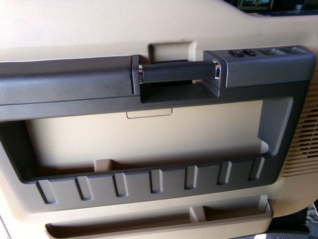 2014 Ford Super Duty F-250 SRW 4WD Crew Cab 156" Lariat - 22942074 - 8