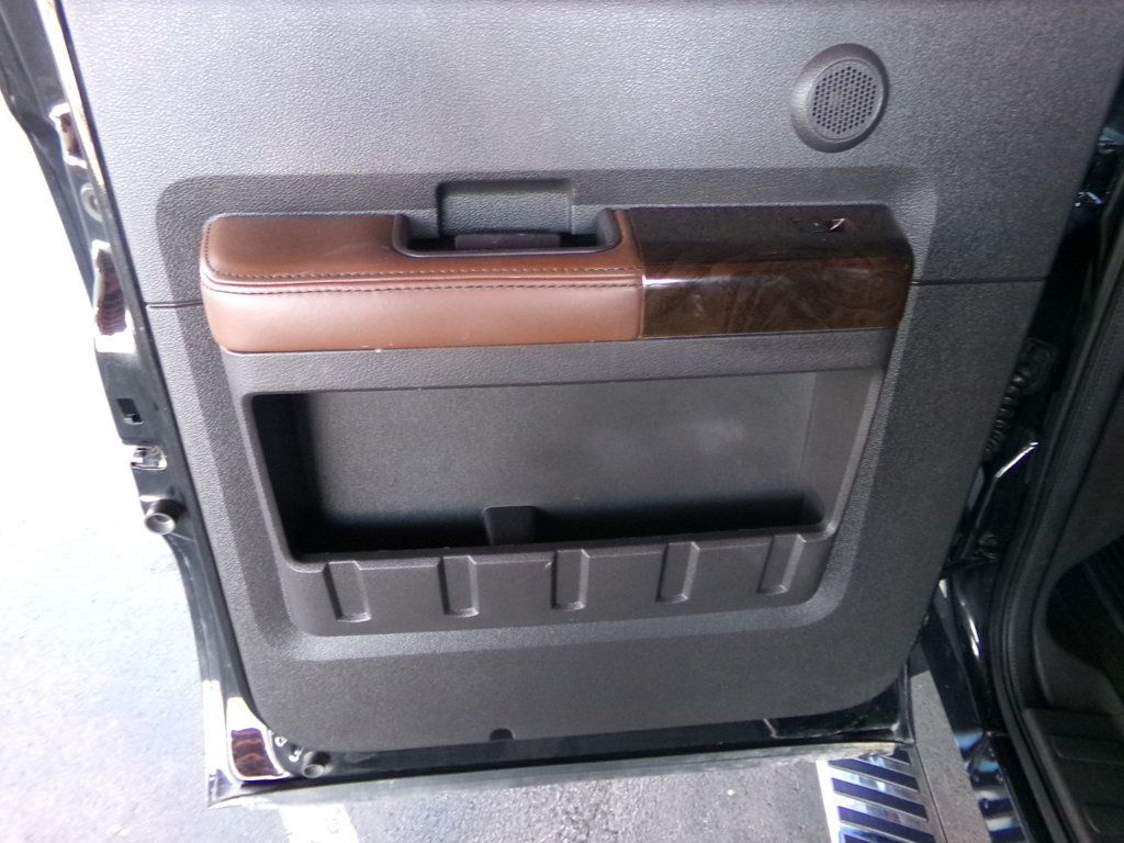 2014 Ford Super Duty F-250 SRW 4WD Crew Cab 156" Platinum - 22996782 - 13