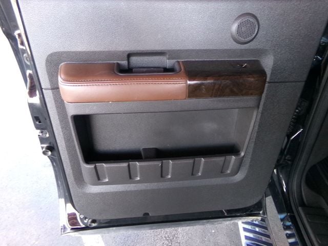 2014 Ford Super Duty F-250 SRW 4WD Crew Cab 156" Platinum - 22996782 - 13