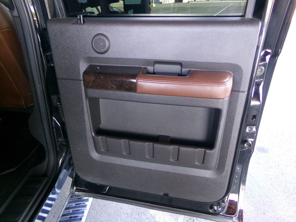 2014 Ford Super Duty F-250 SRW 4WD Crew Cab 156" Platinum - 22996782 - 18