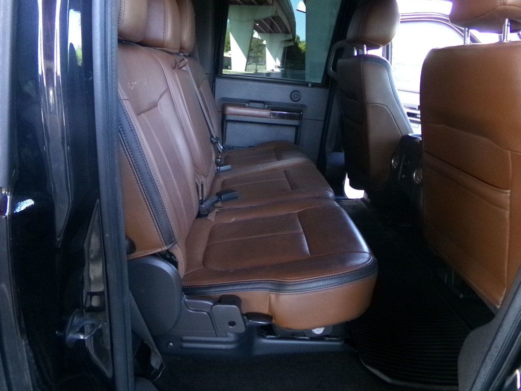 2014 Ford Super Duty F-250 SRW 4WD Crew Cab 156" Platinum - 22996782 - 19