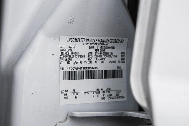 2014 Ford Super Duty F-550 DRW CREW CAB * 12' FLATBED - 15684251 - 26