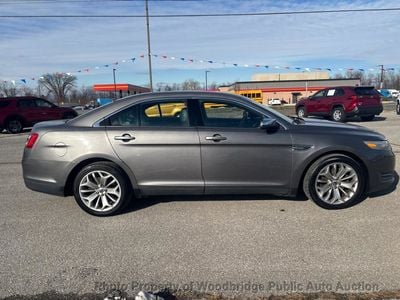 2014 Ford Taurus