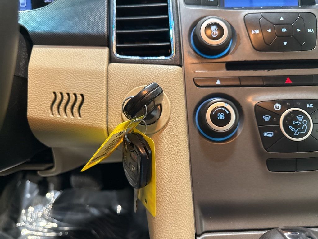 2014 Ford Taurus 4dr Sedan SE FWD - 22967678 - 14