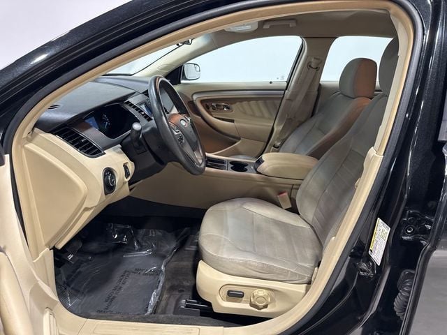 2014 Ford Taurus 4dr Sedan SE FWD - 22967678 - 20