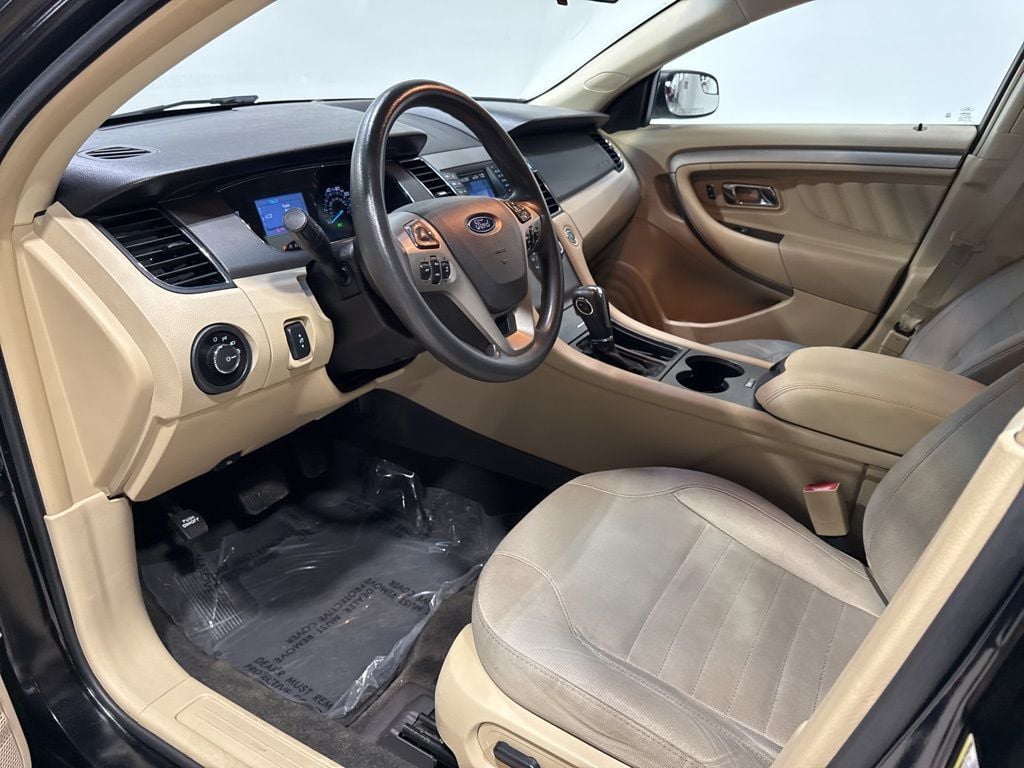 2014 Ford Taurus 4dr Sedan SE FWD - 22967678 - 22