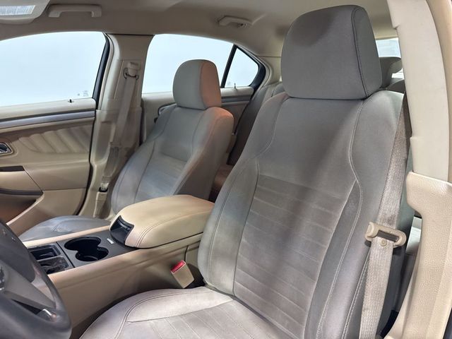 2014 Ford Taurus 4dr Sedan SE FWD - 22967678 - 24
