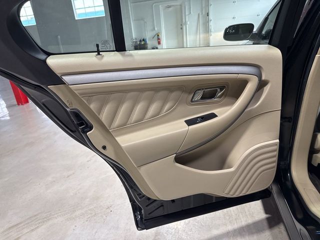 2014 Ford Taurus 4dr Sedan SE FWD - 22967678 - 30