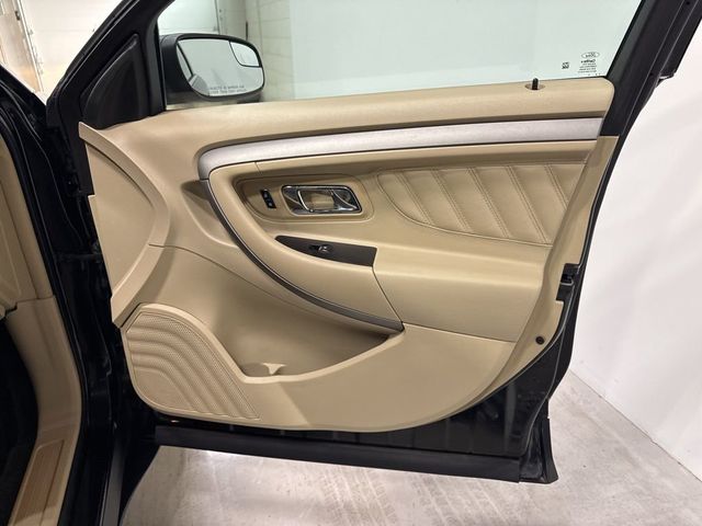 2014 Ford Taurus 4dr Sedan SE FWD - 22967678 - 38