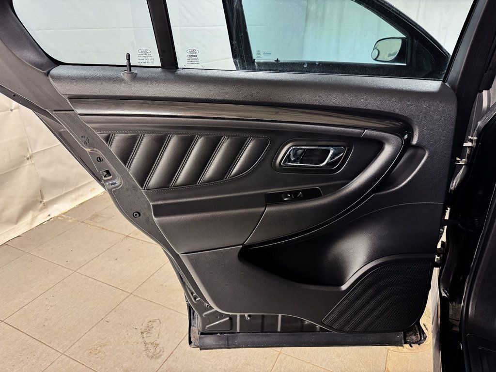 2014 Ford Taurus SHO AWD - 22990885 - 15