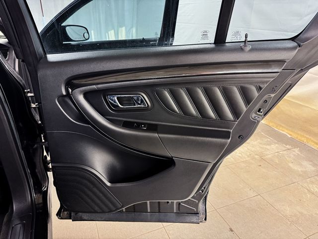 2014 Ford Taurus SHO AWD - 22990885 - 16