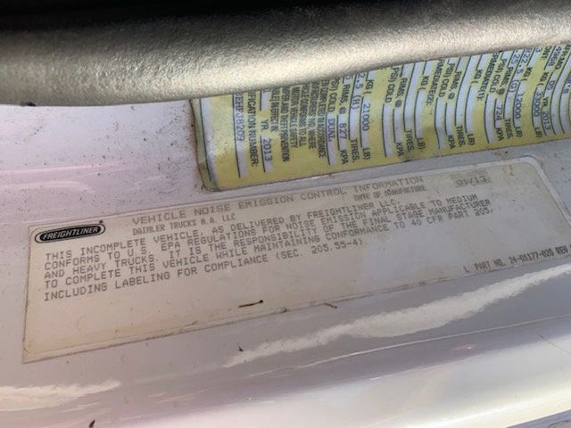 2014 Freightliner 108SD TOW TRUCK/WRECKER MECHANIC SPECIAL LOW MILES - 20086136 - 32