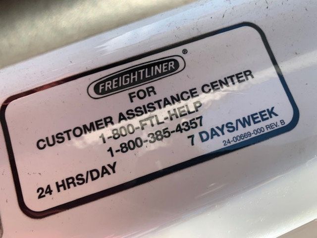 2014 Freightliner 108SD TOW TRUCK/WRECKER MECHANIC SPECIAL LOW MILES - 20086136 - 36