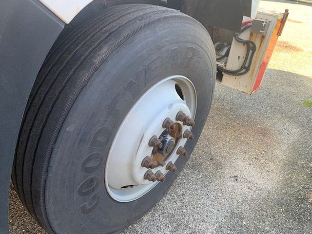 2014 Freightliner 108SD TOW TRUCK/WRECKER MECHANIC SPECIAL LOW MILES - 20086136 - 55