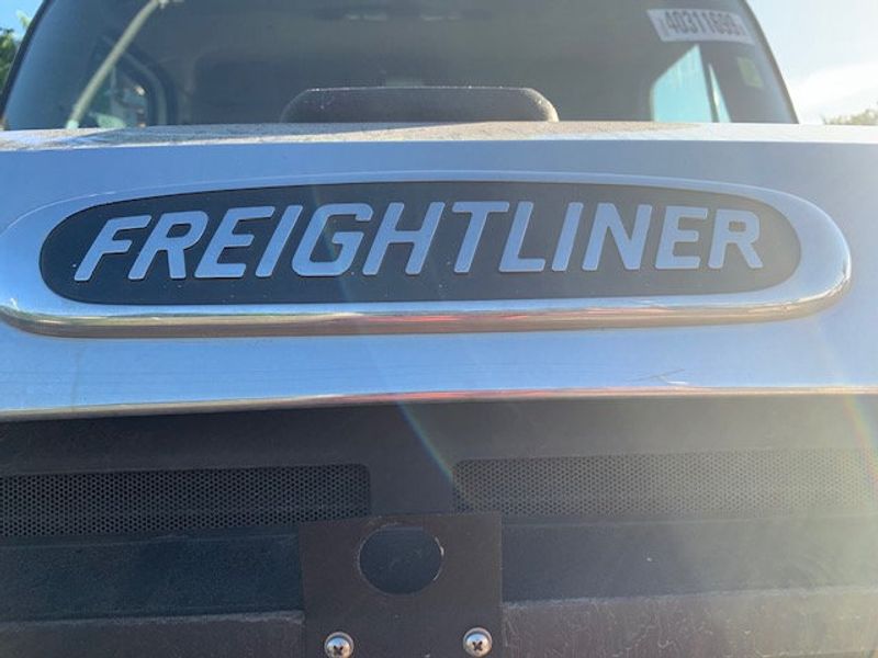 2014 Freightliner 108SD TOW TRUCK/WRECKER READY FOR WORK LOW MILES - 20086136 - 38