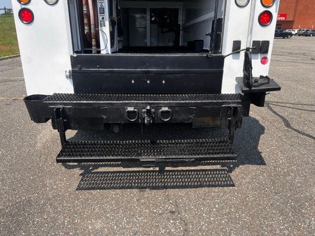 2014 Freightliner M2106 ENCLOSED UTILITY SERVICE TRUCK NON CDL COMPRESSOR AND GENERATOR - 22401975 - 43