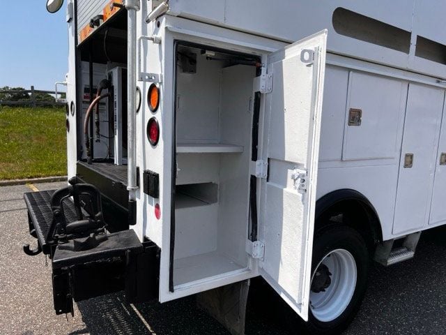 2014 Freightliner M2106 ENCLOSED UTILITY SERVICE TRUCK NON CDL COMPRESSOR AND GENERATOR - 22401975 - 62