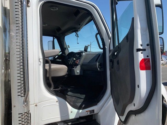 2014 Freightliner M2106 ENCLOSED UTILITY SERVICE TRUCK NON CDL COMPRESSOR AND GENERATOR - 22401976 - 95