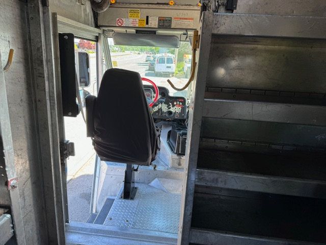 2014 Freightliner MT 45 15 FOOT STEP VAN MULTIPLE USES FINANCING AND SHIPPING AVAILABLE - 22403551 - 64