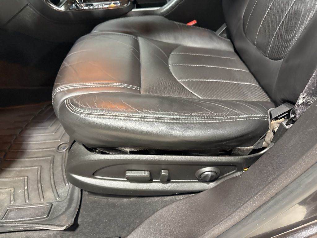 2014 GMC Acadia FWD 4dr Denali - 22996078 - 29