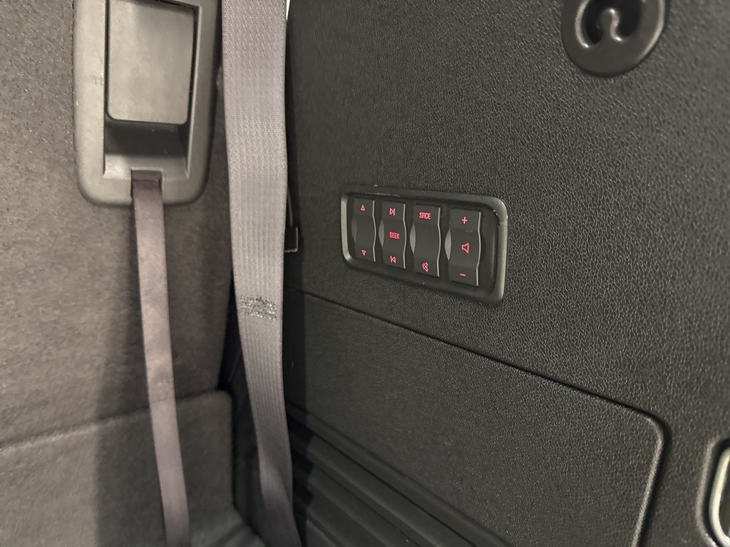 2014 GMC Acadia FWD 4dr Denali - 22996078 - 43