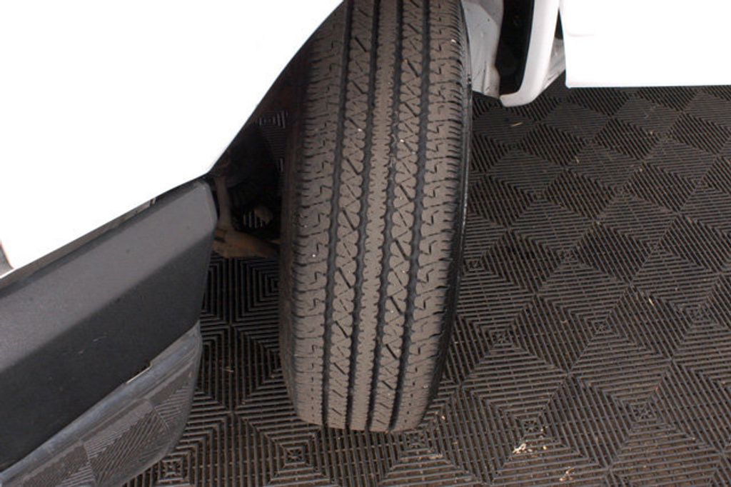 2014 GMC Savana Cargo Van RWD 2500 135" - 14930463 - 24