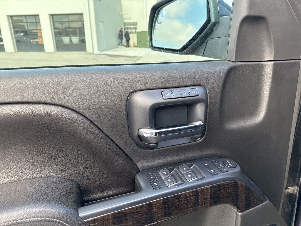 2014 GMC Sierra 1500 Denali - 22958947 - 12