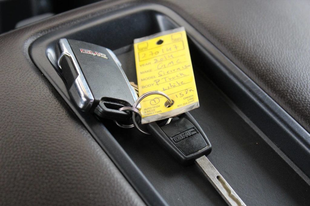 2014 GMC Sierra 1500 Denali 4x4 4dr Crew Cab 6.5 ft. SB - 22895307 - 35