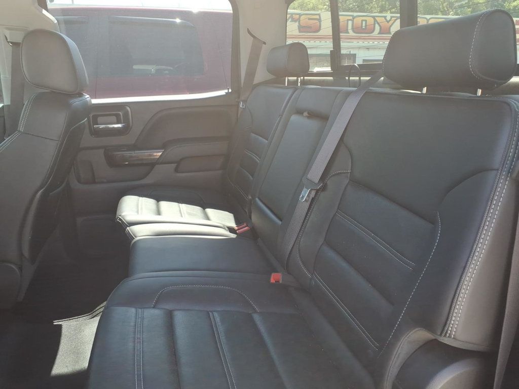 GMC Sierra photo 14