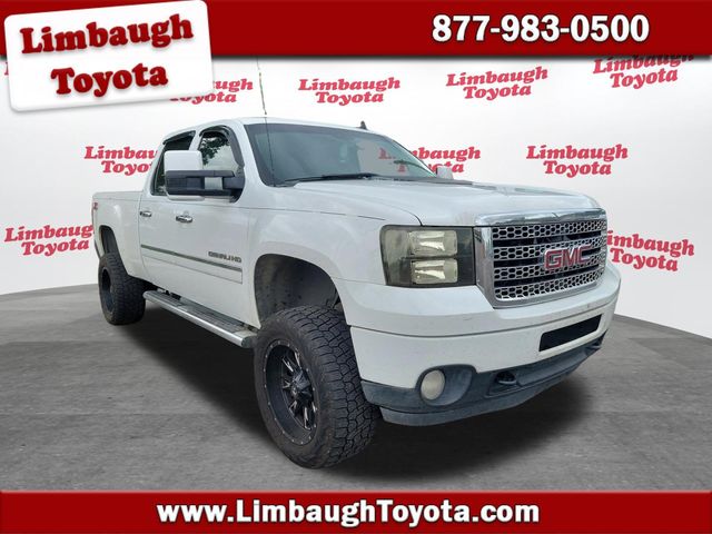 2014 GMC Sierra 2500HD 4WD Crew Cab 153.7" Denali - 23032810 - 0