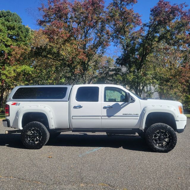 2014 GMC Sierra 2500HD 4WD Crew Cab 153.7" Denali - 22620491 - 1