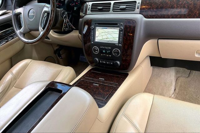 2014 GMC Yukon AWD 4dr Denali - 23015798 - 32
