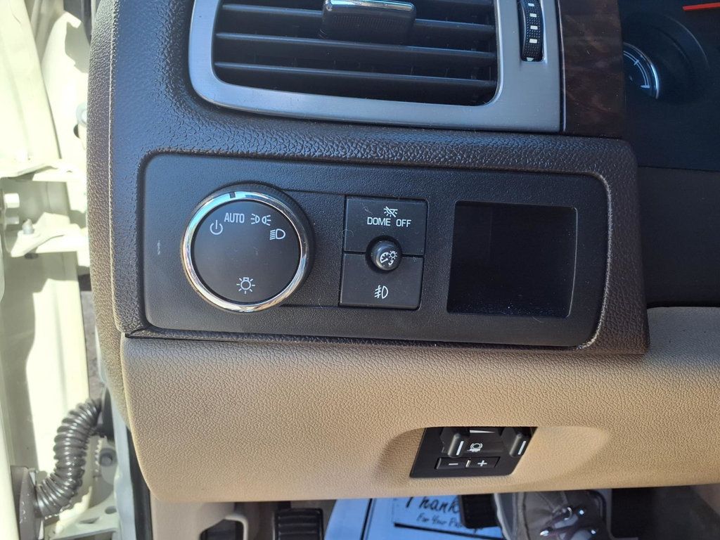GMC Yukon XL photo 16