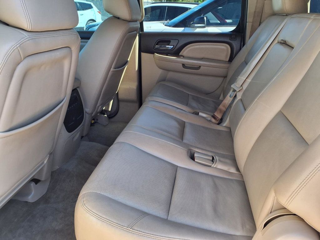 GMC Yukon XL photo 19