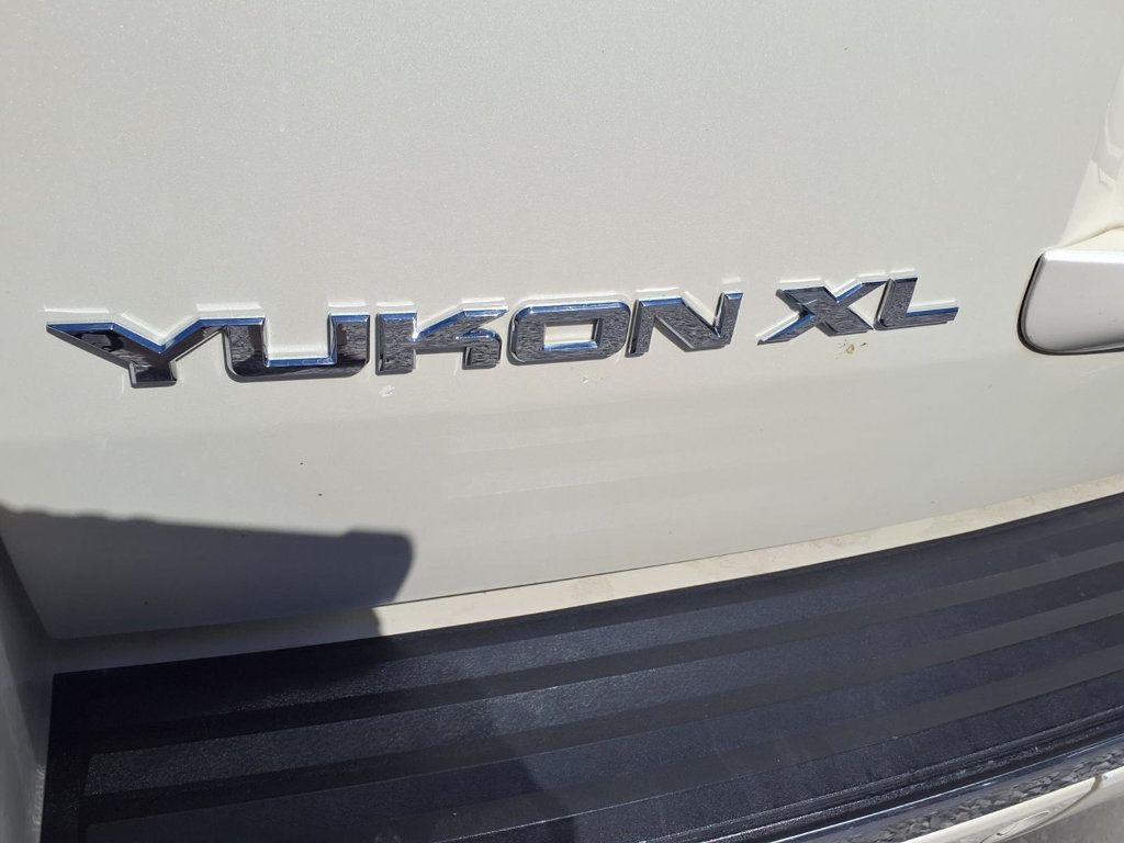 GMC Yukon XL photo 22