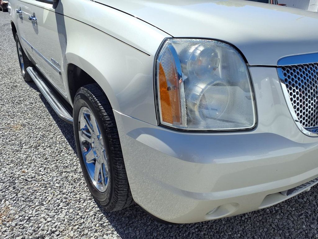 GMC Yukon XL photo 27