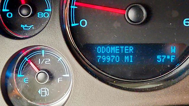 2014 GMC Yukon XL AWD 4dr Denali w/ Sunroof, Nav & Rear DVD Entertainment - 23087149 - 15