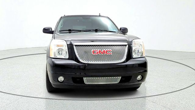 2014 GMC Yukon XL AWD 4dr Denali w/ Sunroof, Nav & Rear DVD Entertainment - 23087149 - 1